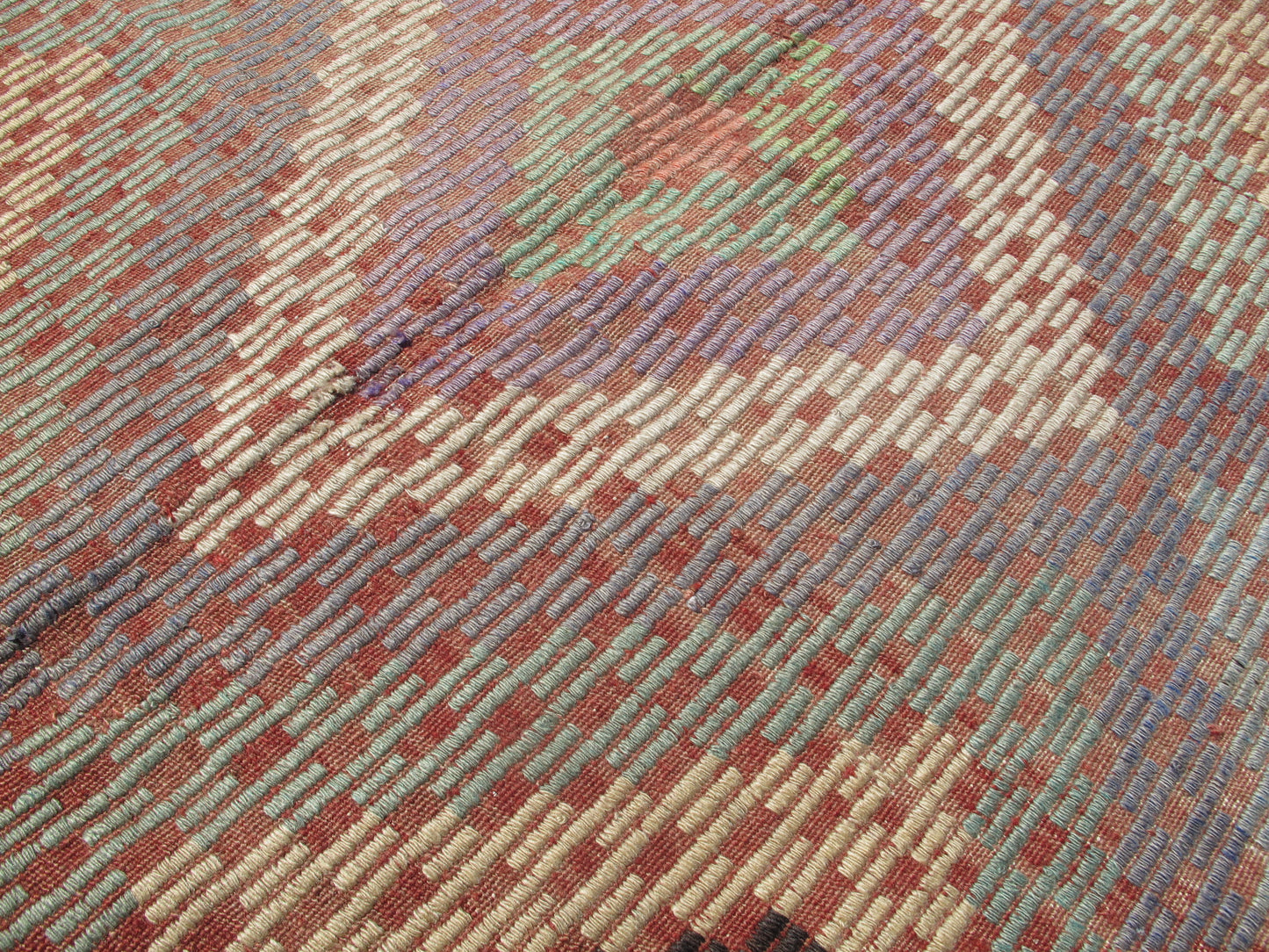 Vintage Turkish Oushak Kilim Rug - Pastel Faded Tones - 5'8'' x 10'2'' (173x310cm)