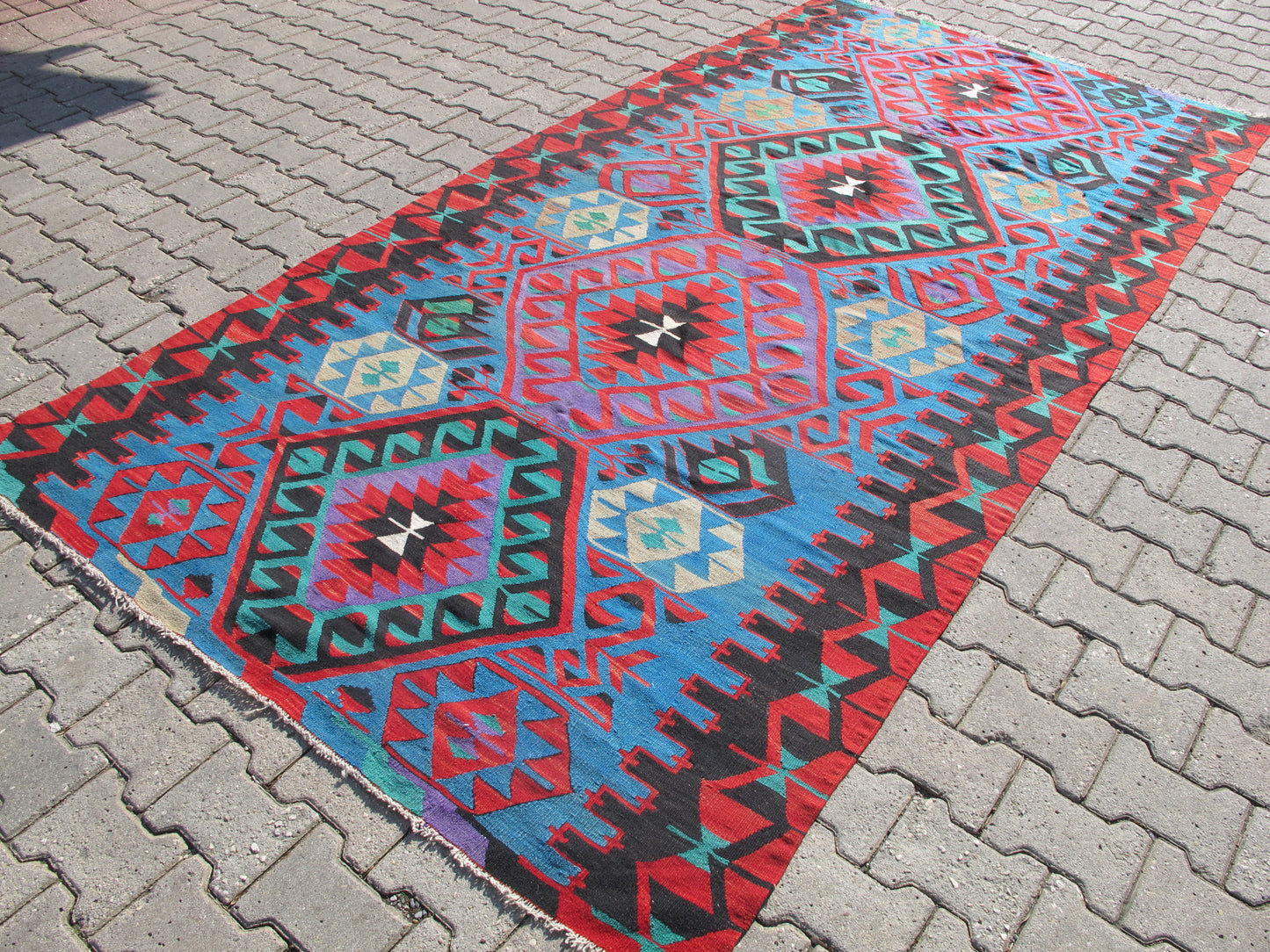 Vintage Turkish Oushak Kilim Rug - Vibrant Turquoise - 5'4'' x 10'9'' (164x329cm)