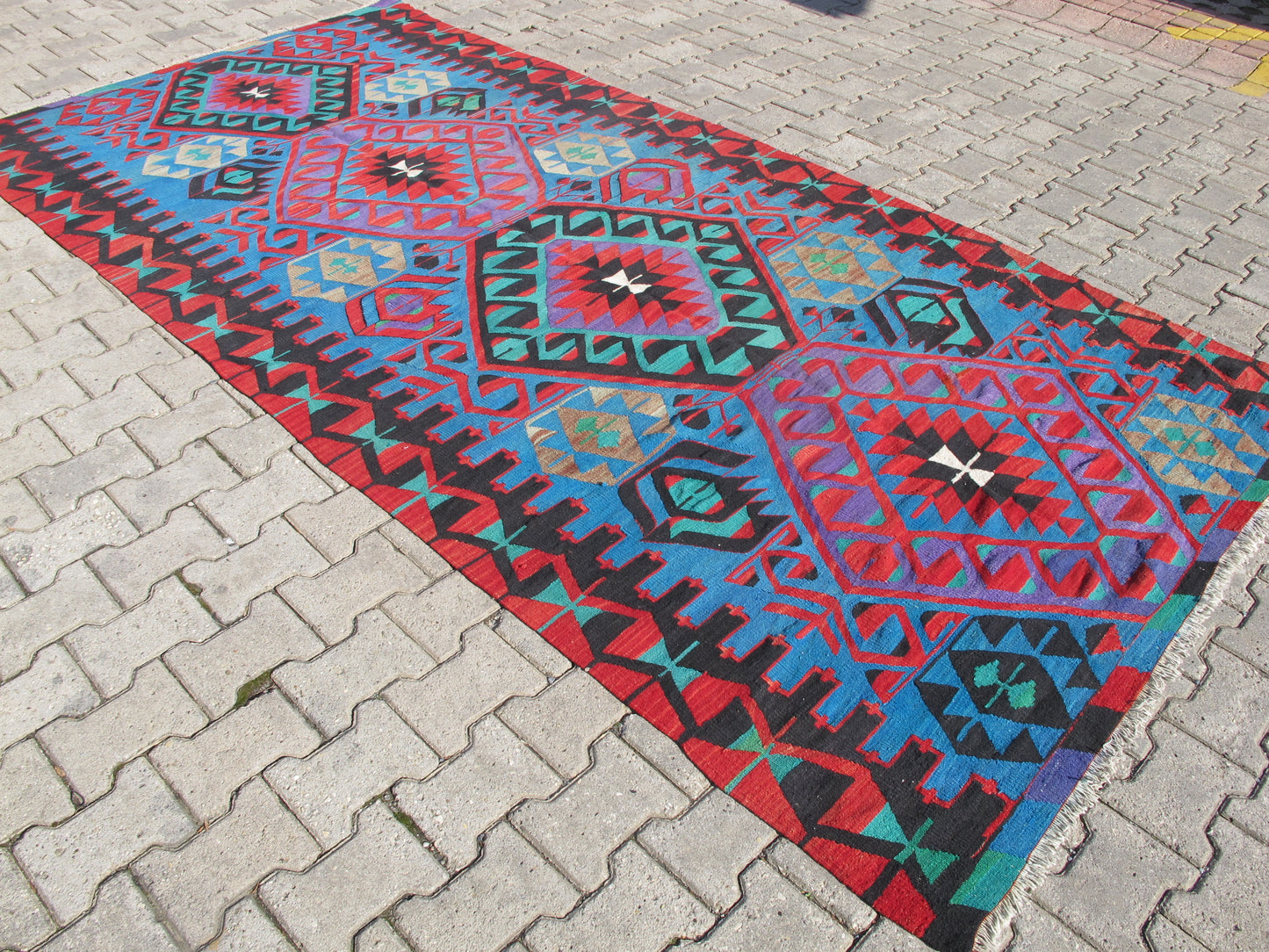 Vintage Turkish Oushak Kilim Rug - Vibrant Turquoise - 5'4'' x 10'9'' (164x329cm)