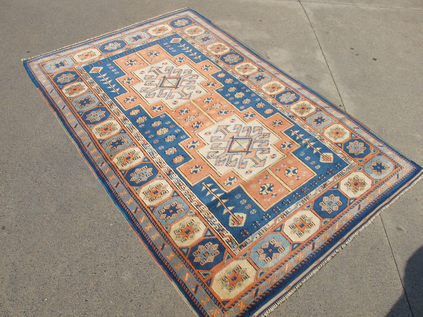 Vintage Traditional Nomadic Tribal Rug - Ancient Turkic Design - 4'2'' x 6'5'' (127x197cm) - 1980s