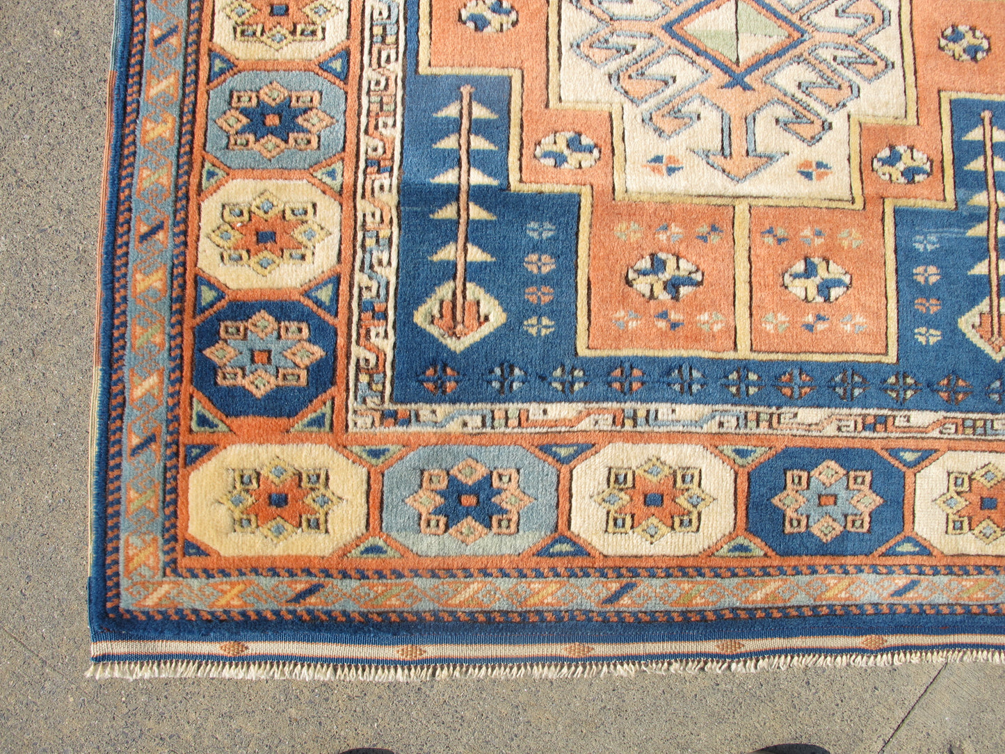 Vintage Traditional Nomadic Tribal Rug - Ancient Turkic Design - 4'2'' x 6'5'' (127x197cm) - 1980s