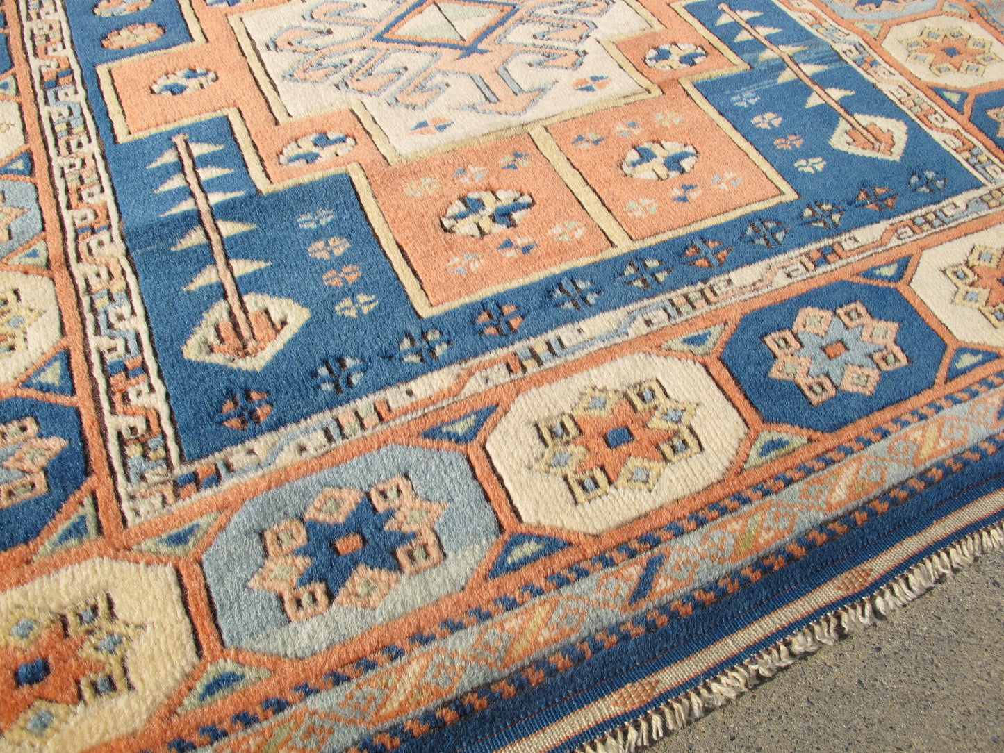 Vintage Traditional Nomadic Tribal Rug - Ancient Turkic Design - 4'2'' x 6'5'' (127x197cm) - 1980s