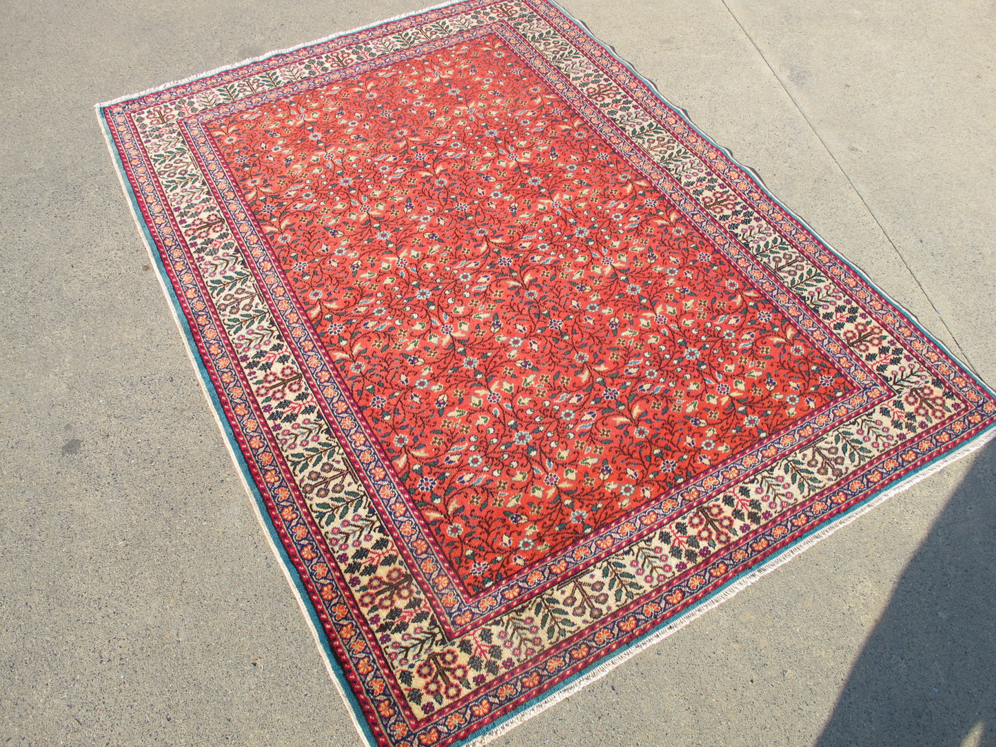 Vintage Traditional Oriental Rug - Red Fine Weave Floral - 4' x 5'7'' (124x171cm) - 1950s