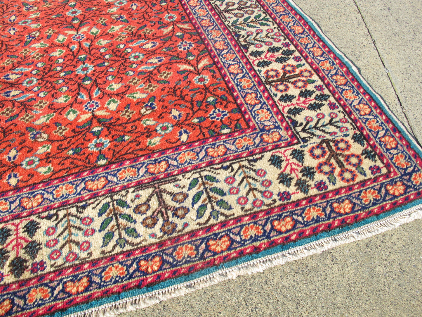 Vintage Traditional Oriental Rug - Red Fine Weave Floral - 4' x 5'7'' (124x171cm) - 1950s